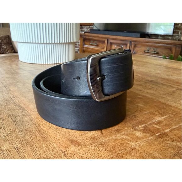 Black Leather Belt Elephant Logo Silver Buckle Classic Style Men’s 105cm - Picture 1 of 7
